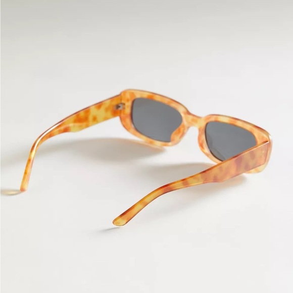Urban Outfitters Sabrina Rectangle Sunglasses Orange Tortoiseshell Glasses - Picture 3 of 4